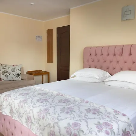 Guest house Tui 3*
